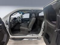 Nissan Navara vaihtoauto