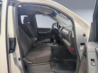 Nissan Navara vaihtoauto