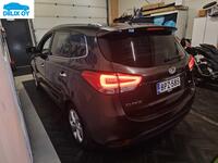 Kia Carens vaihtoauto