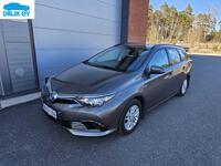 Toyota Auris vaihtoauto