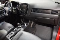 Mitsubishi Outlander vaihtoauto