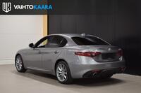 Alfa Romeo Giulia vaihtoauto