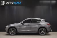 Alfa Romeo Stelvio vaihtoauto