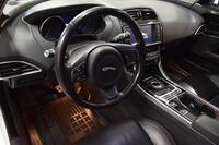 Jaguar XE vaihtoauto