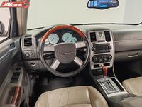 Chrysler 300C vaihtoauto