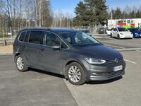 Volkswagen Touran vaihtoauto