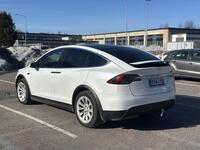Tesla Model X vaihtoauto