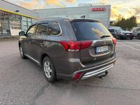 Mitsubishi Outlander PHEV vaihtoauto