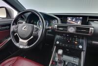 Lexus IS vaihtoauto