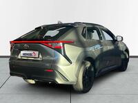 Toyota bZ4X vaihtoauto