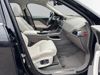 Jaguar F-PACE vaihtoauto