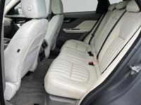 Jaguar F-PACE vaihtoauto