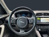 Jaguar F-PACE vaihtoauto