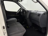 Toyota Hiace vaihtoauto