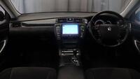 Toyota Crown vaihtoauto