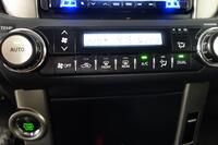 Toyota Land Cruiser vaihtoauto