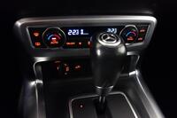 Nissan Navara vaihtoauto