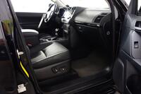 Toyota Land Cruiser vaihtoauto