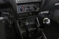 Mazda B2500 vaihtoauto