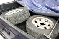 Mazda B2500 vaihtoauto