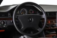 Mercedes-Benz 300 vaihtoauto