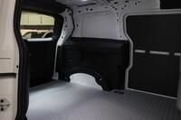 Volkswagen ID. Buzz Cargo vaihtoauto