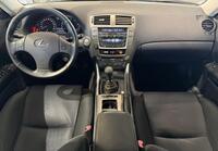 Lexus IS vaihtoauto