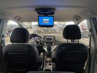 Mitsubishi Grandis vaihtoauto