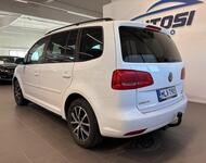 Volkswagen Touran vaihtoauto