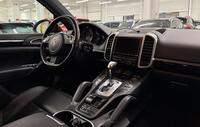 Porsche Cayenne vaihtoauto
