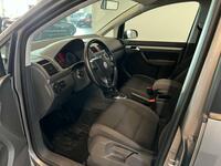 Volkswagen Touran vaihtoauto