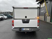 Nissan Navara vaihtoauto