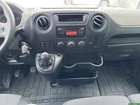 Nissan NV400 vaihtoauto