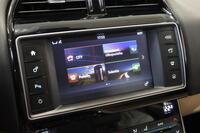 Jaguar XE vaihtoauto