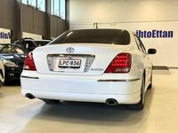 Toyota Crown vaihtoauto