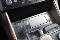 Lexus IS vaihtoauto