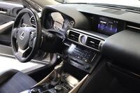 Lexus IS vaihtoauto