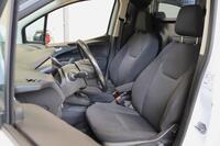 Ford Transit Courier vaihtoauto