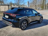 Toyota bZ4X vaihtoauto