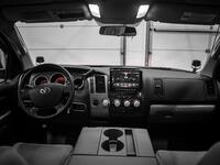 Toyota Tundra vaihtoauto