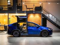 Tesla Model X vaihtoauto