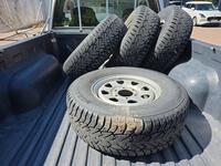 Nissan King Cab vaihtoauto