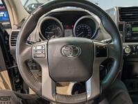 Toyota Land Cruiser vaihtoauto