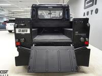 Land Rover Defender vaihtoauto