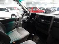 Volkswagen Caravelle vaihtoauto