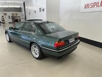 BMW 735 vaihtoauto