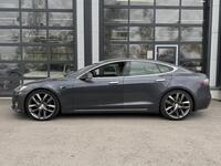 Tesla Model S vaihtoauto