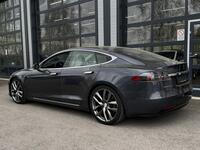 Tesla Model S vaihtoauto