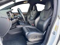 Tesla Model X vaihtoauto