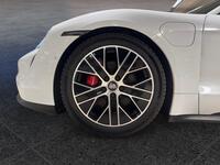 Porsche Taycan vaihtoauto